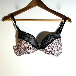 Marilyn Monroe Black and Red Lace Bra